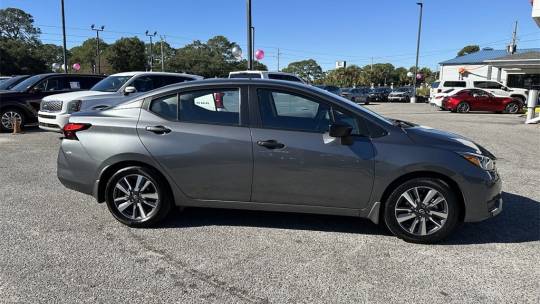 2023 Nissan Versa 1.6 s