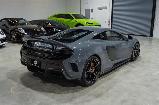 2016 mclaren 675lt base