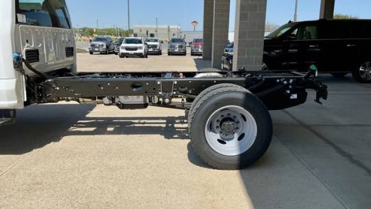 2024 Ford F600
