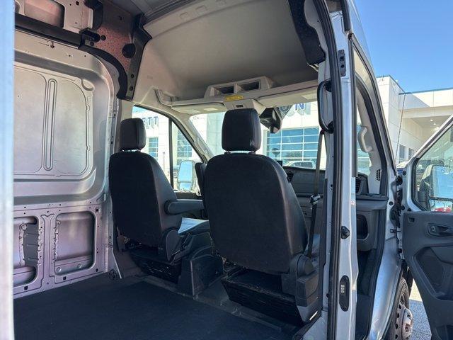 2022 ford transit-350 base