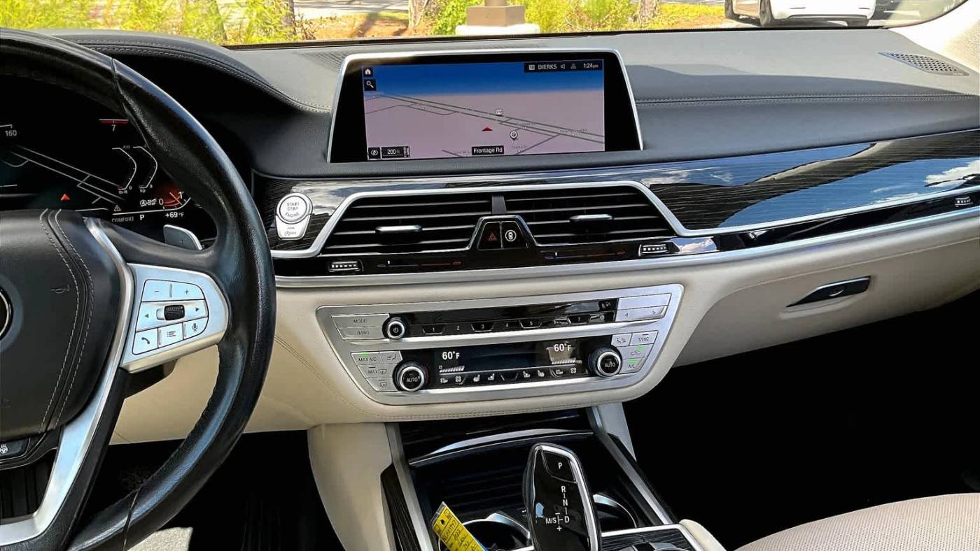 2022 bmw 7 series 740i