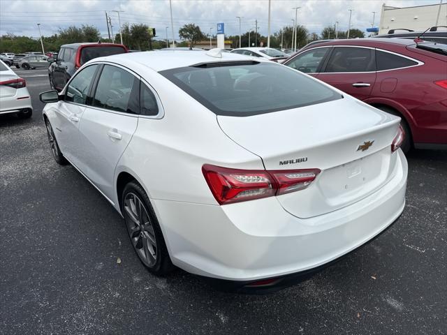 2022 chevrolet malibu lt