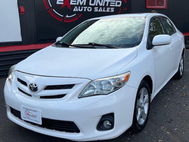 2011 toyota corolla le