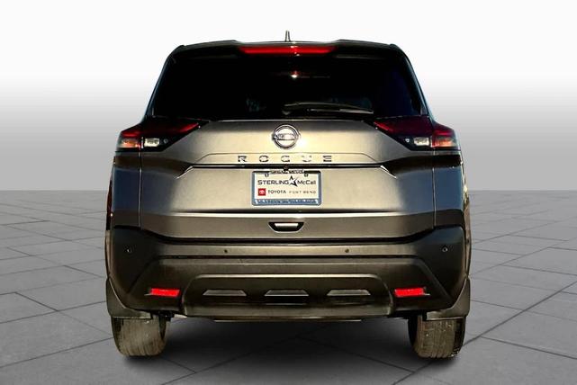2021 nissan rogue s