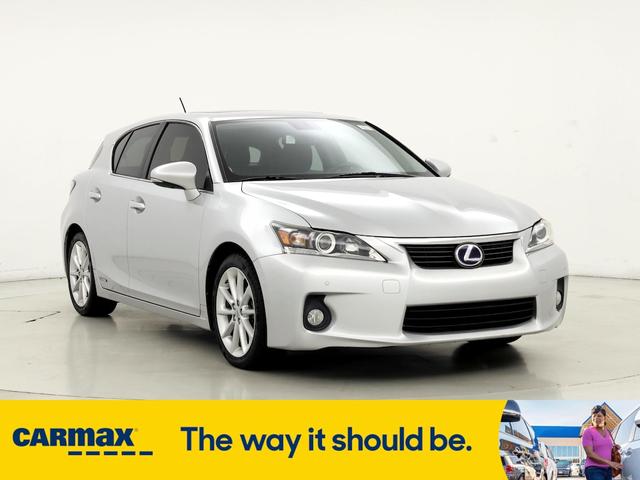 2013 lexus ct 200h
