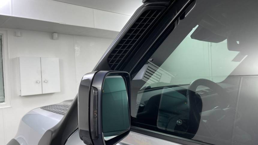 2020 land rover defender 110 first edition