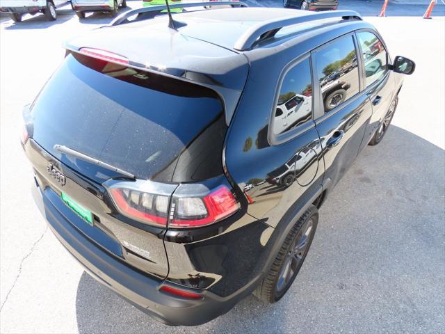 2021 jeep cherokee latitude lux