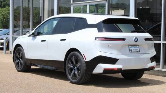 2025 BMW iX xdrive50