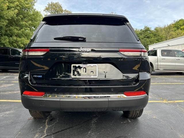 2024 jeep grand cherokee 4xe base