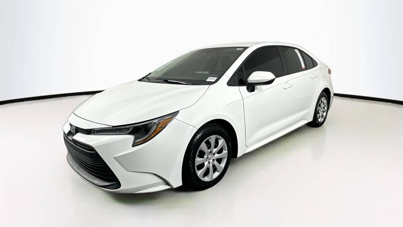 2024 toyota corolla le