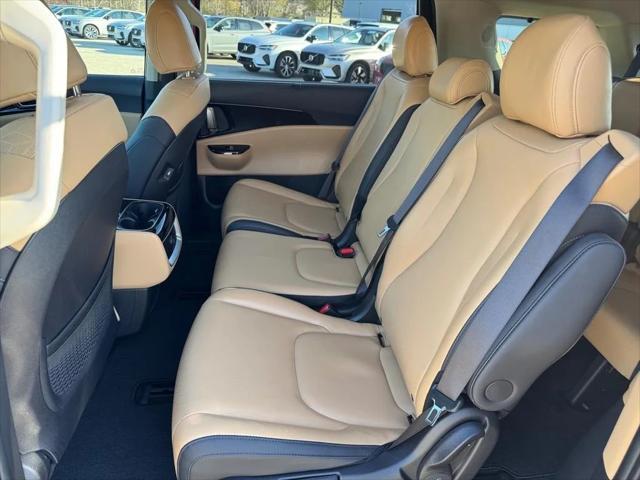 2023 kia carnival ex