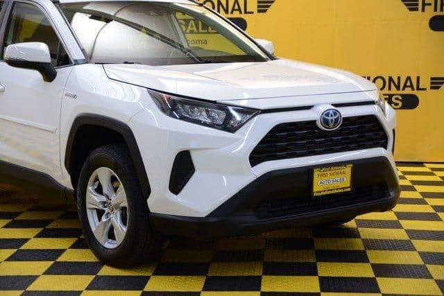 2020 toyota rav4 hybrid le in seattle, washington