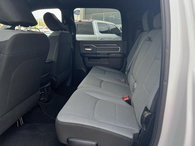 2022 ram 2500 big horn mega cab 4x4 6'4'' box