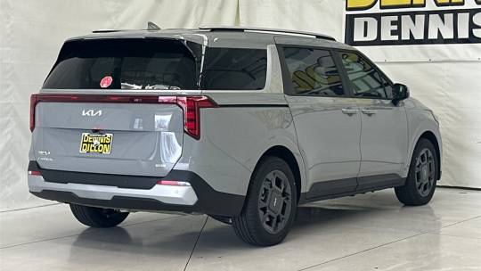 2025 Kia Carnival