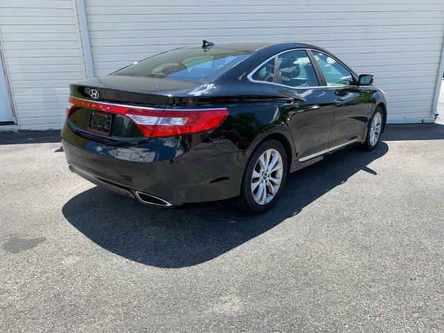 2013 hyundai azera base
