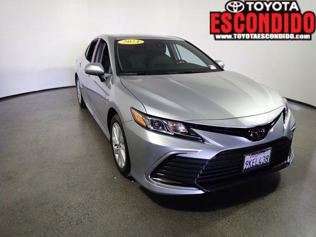 2024 toyota camry le
