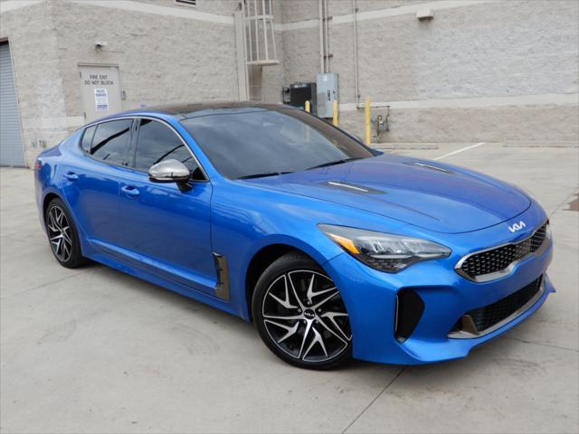 2022 kia stinger gt-line