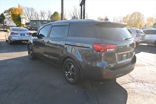 2016 kia sedona lx