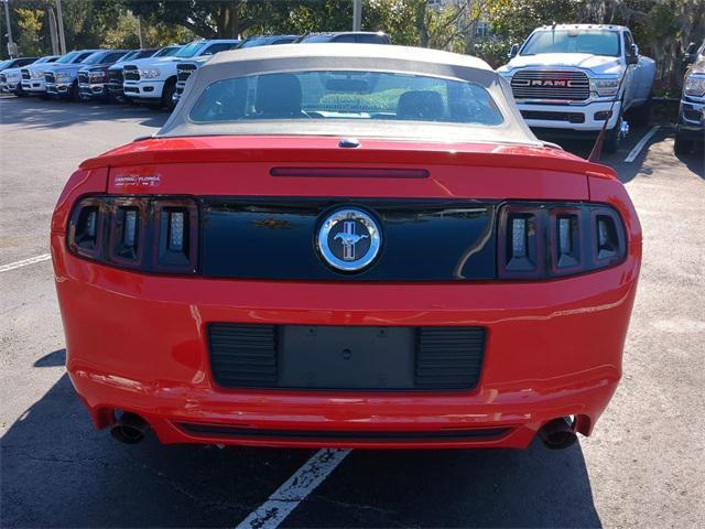 2014 ford mustang v6