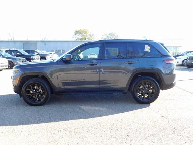 2024 jeep grand cherokee laredo