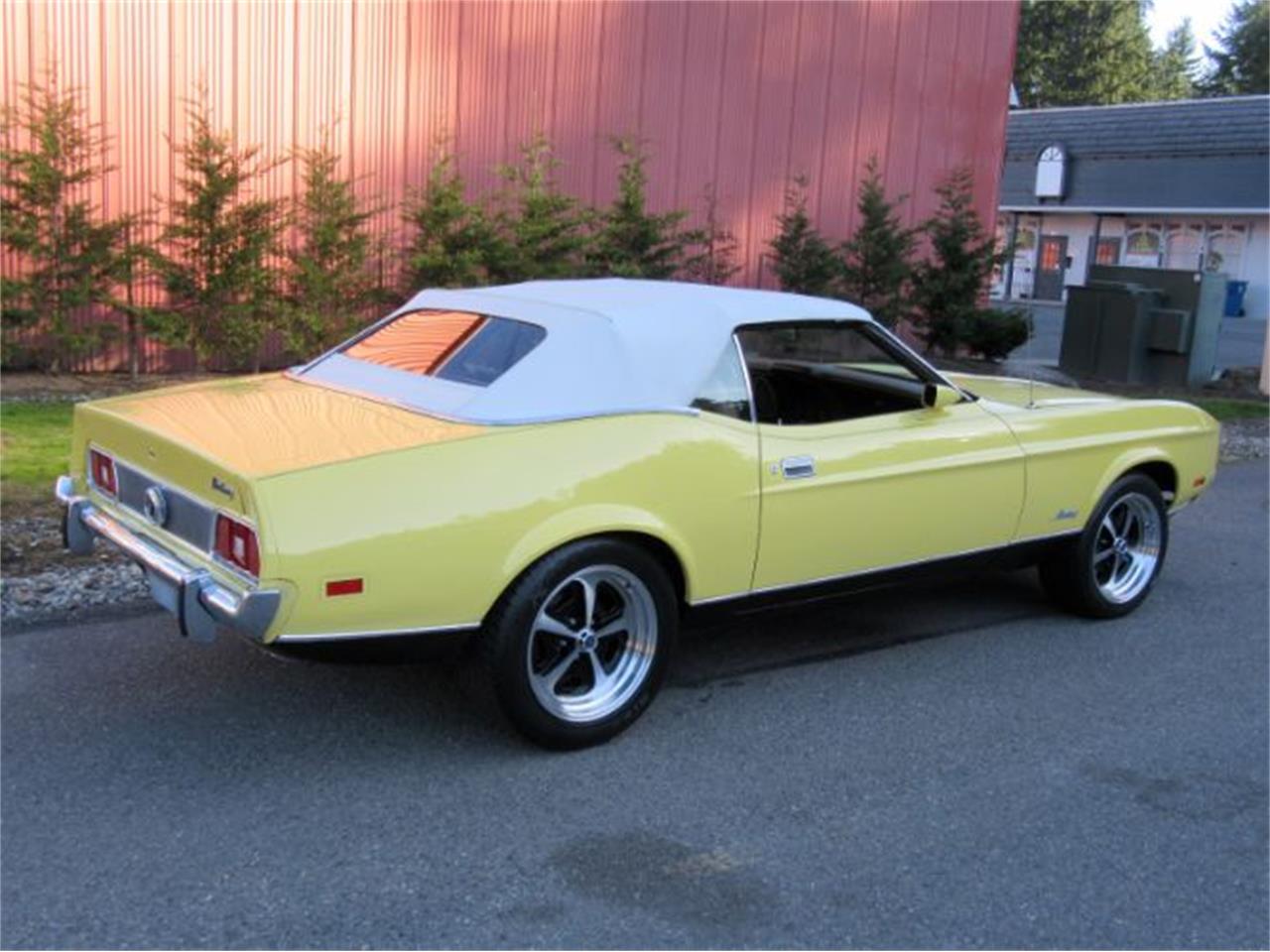 1973 ford mustang