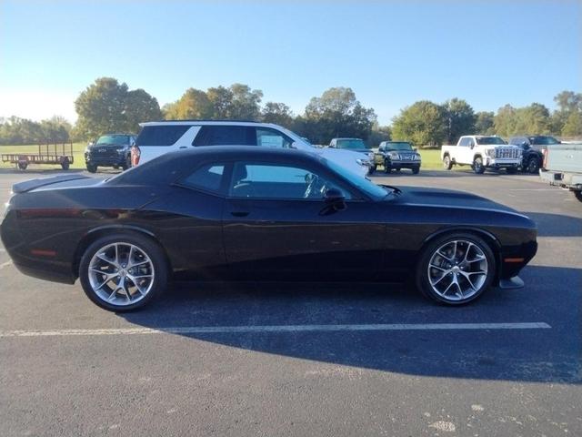2022 dodge challenger gt