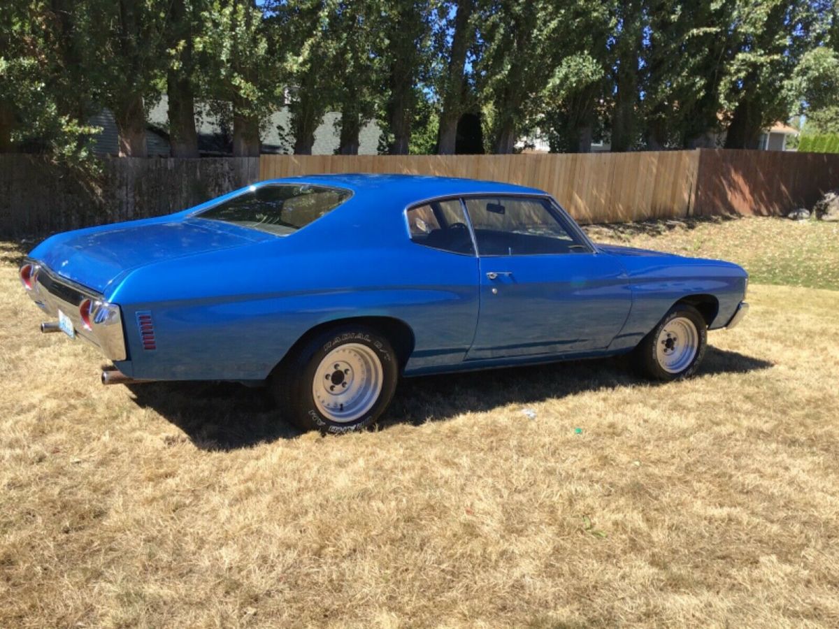 1972 chevy malibu two door four-speed