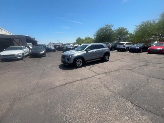 2023 cadillac xt4 premium luxury