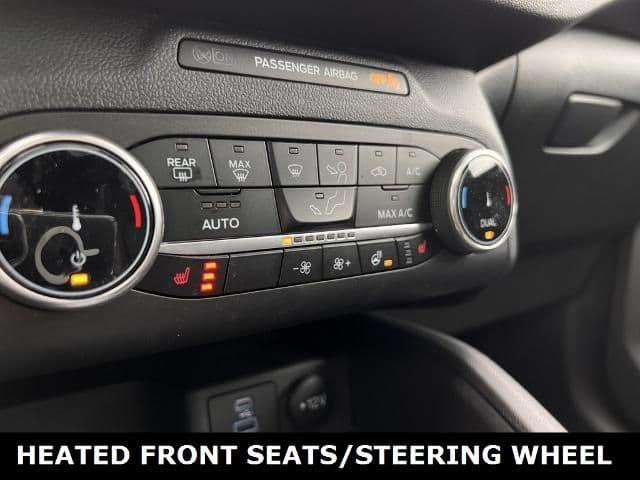2023 ford escape st-line select in hamburg, new york
