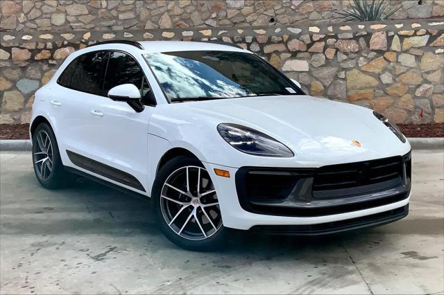 2024 porsche macan base