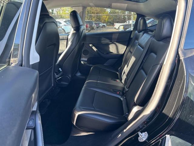 2024 tesla model y base