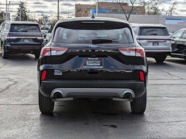 2022 ford escape sel