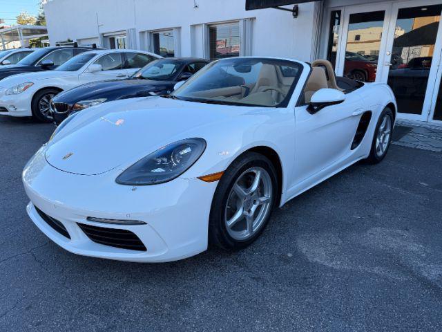 2017 porsche 718 boxster base