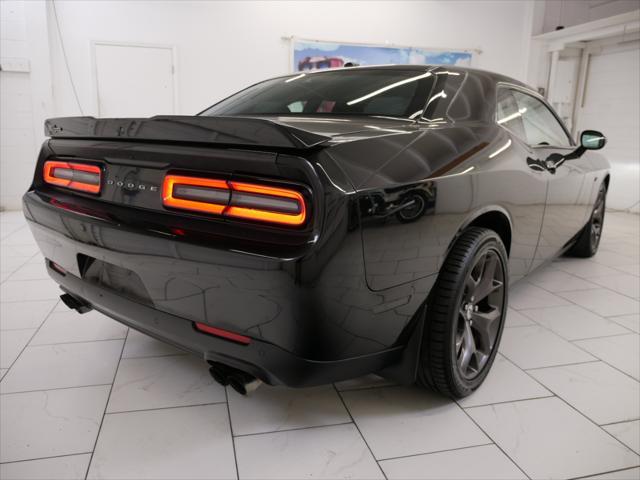 2019 dodge challenger gt
