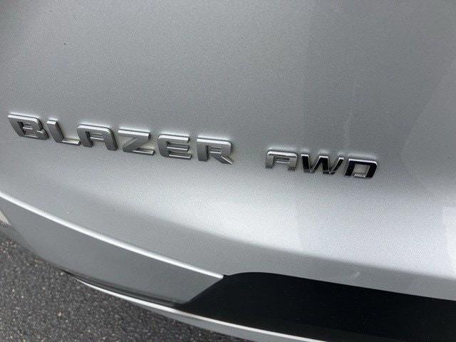 2019 chevrolet blazer base w/3lt