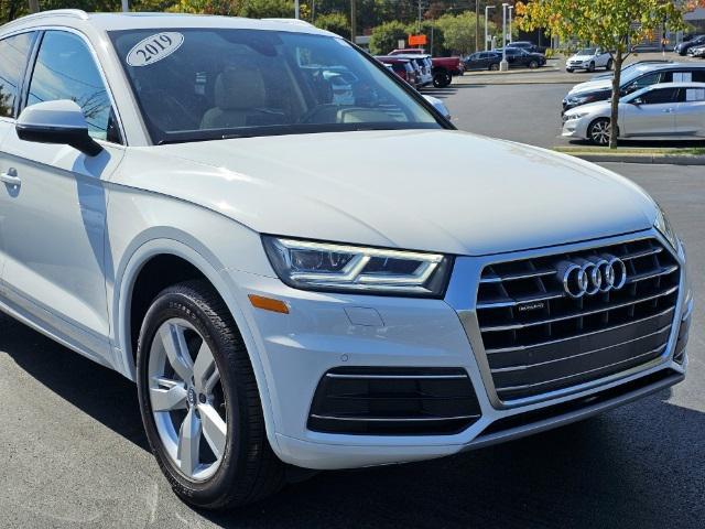2019 audi q5 2.0t premium plus