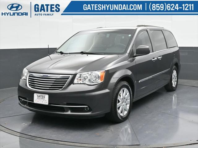 2015 chrysler town & country touring