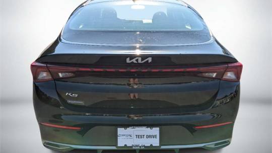 2022 kia k5 lxs fwd