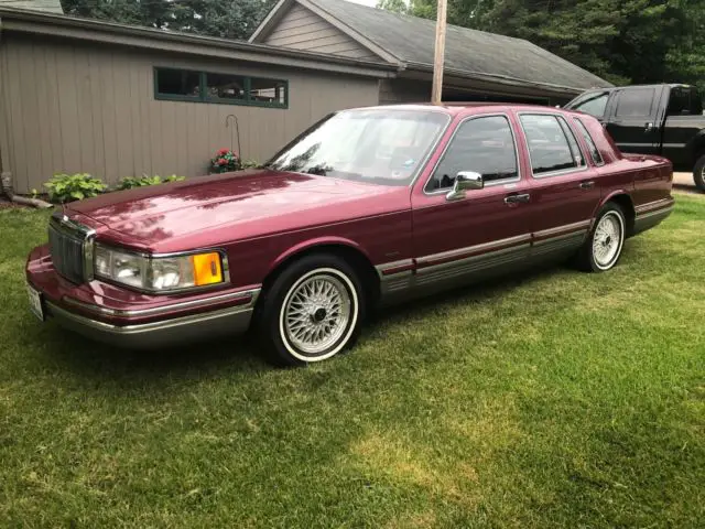 1991 lincoln town car signature series 1 owner 23400 actual low miles excellant