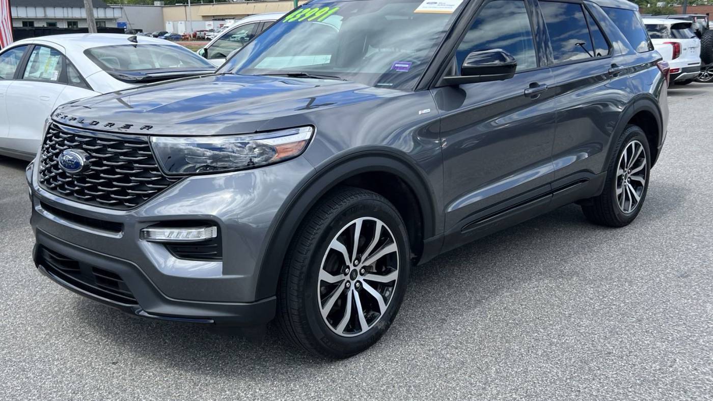 2023 ford explorer st-line
