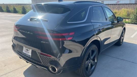 2025 Genesis GV70