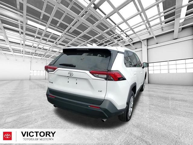 2024 toyota rav4 le