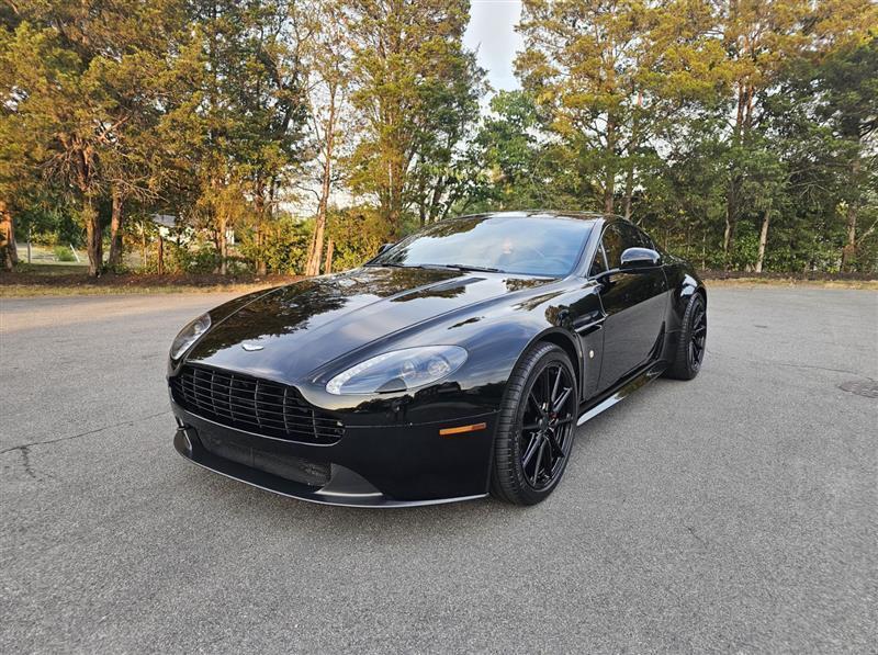 2015 aston martin vantage gt