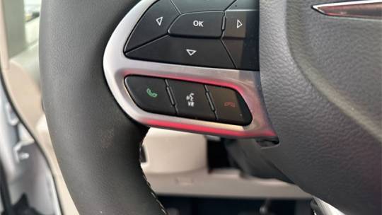 2022 Chrysler Voyager
