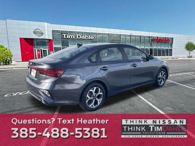 2021 kia forte lxs
