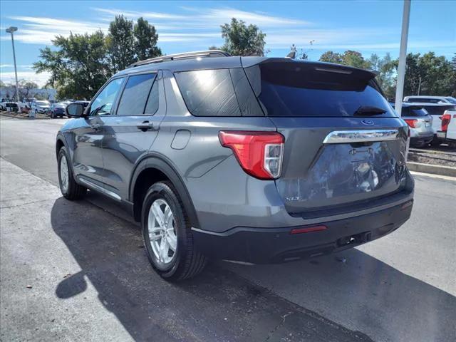 2022 ford explorer xlt