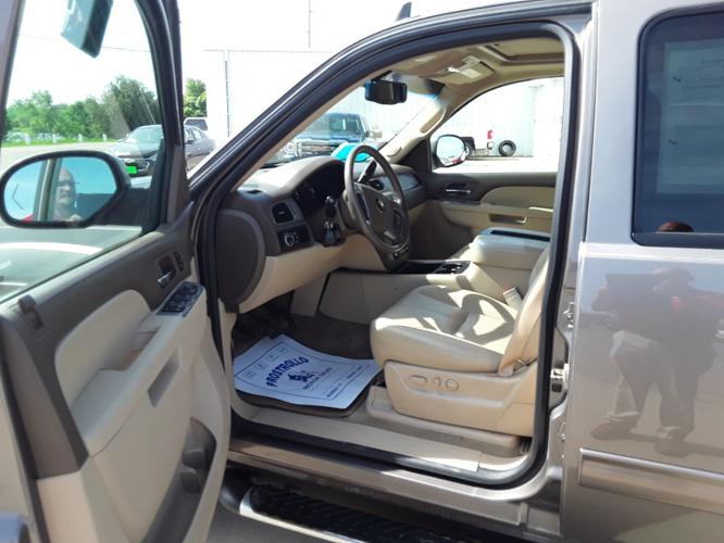 used 2013 chevrolet tahoe 2wd lt huron, sd 57350 for sale in broadland, south dakota
