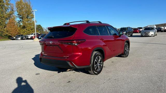 2021 toyota highlander xle