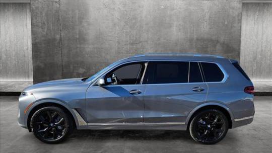 2025 BMW X7