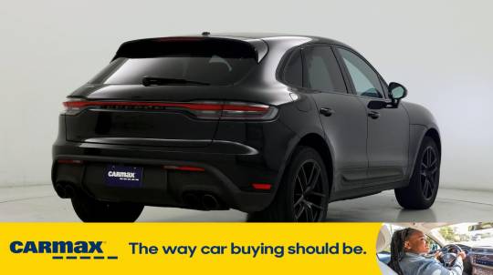2022 Porsche Macan